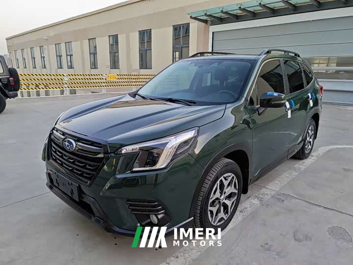 Subaru Forester 2.0i AWD Premium EyeSight - автомобиль из Китая