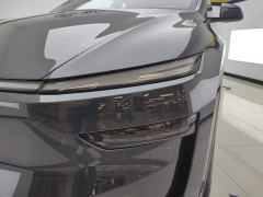 Tesla Model Y Rear-Wheel Drive - ფოტო 5