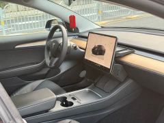 Tesla Model 3 Performance All-Wheel Drive - ფოტო 4