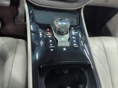 Denza D9 DM-i 970 AWD Flagship - ფოტო 16
