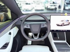 Tesla Model Y L Long Range All-Wheel Drive - ფოტო 11