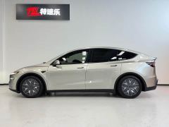 Tesla Model Y L Long Range All-Wheel Drive - ფოტო 3