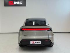 Tesla Model Y L Long Range All-Wheel Drive - ფოტო 5