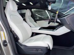Tesla Model Y L Long Range All-Wheel Drive - ფოტო 8