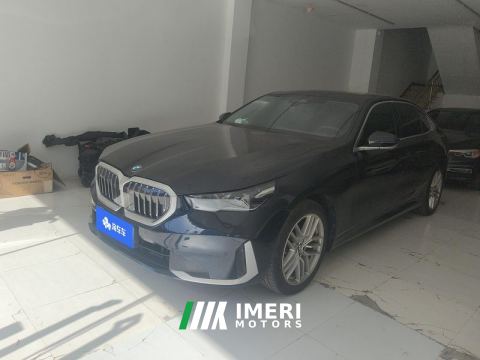 2024 BMW 5 Series 525Li Luxury Package - автомобиль из Китая