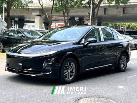 2026 FAW Red Flag E-QM5 500km Travel Edition - автомобиль из Китая