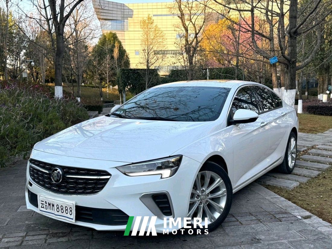 Buick Regal 652T Smart Enjoyment Edition - автомобиль из Китая