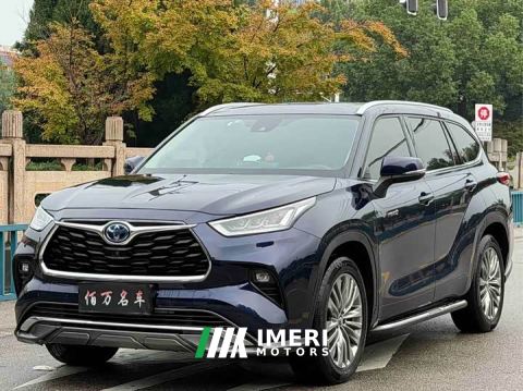 2022 Toyota Highlander Hybrid 2.5L AWD Premium 7-Seater - car from China