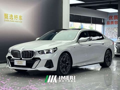 2025 BMW 5 Series 530Li Luxury M Sport Package - car from China