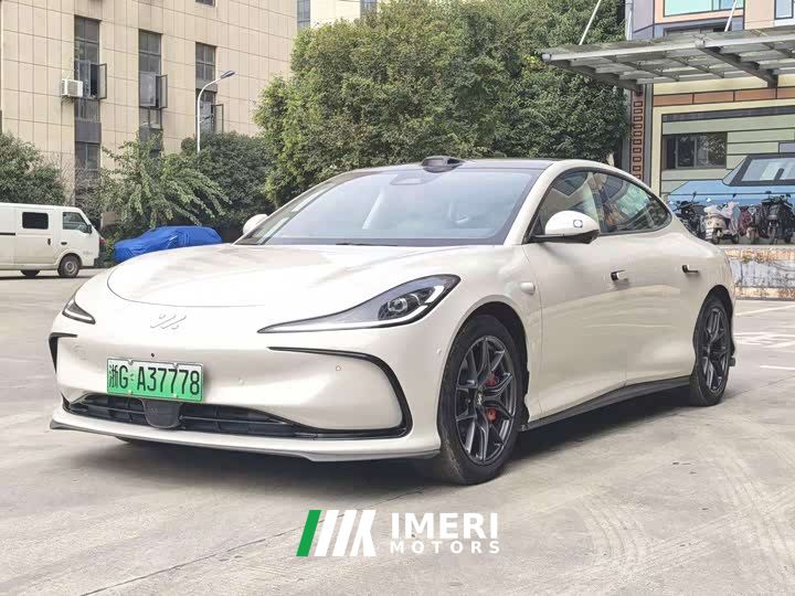IM Zhiji L6 Max Standard Edition