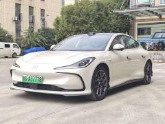 IM Zhiji L6 Max Standard Edition - photo 1
