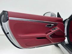Porsche 718 Cayman 2.0T - photo 10