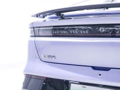 eπ007 Pure Electric 565 AWD Max Pilot Edition - photo 11