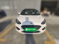 Ford Focus Hatchback EcoBoost 180 Automatic ST Line - фото 2