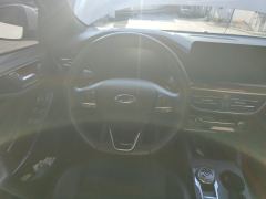Ford Focus Hatchback EcoBoost 180 Automatic ST Line - фото 6