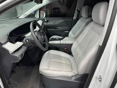 Buick GL8 Luxe Smart Comfort Edition - ფოტო 9