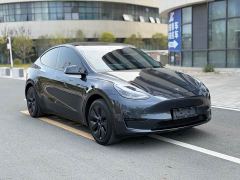 Tesla Model Y Rear-Wheel Drive - photo 3