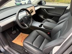 Tesla Model Y Rear-Wheel Drive - photo 4