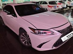 Lexus ES 200 Excellence Edition - ფოტო 2