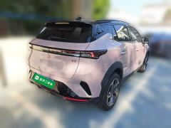 Lynk & Co 06 Relive 1.5T Ultra - ფოტო 4