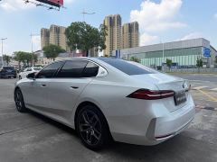 BMW 5 Series 530Li Premier Luxury Package - фото 13