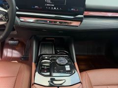 BMW 5 Series 530Li Premier Luxury Package - фото 7