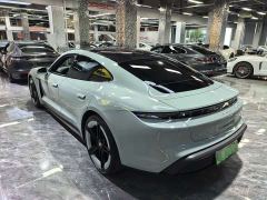Porsche Taycan 4 - ფოტო 6
