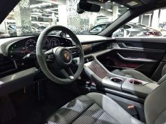 Porsche Taycan 4 - ფოტო 9