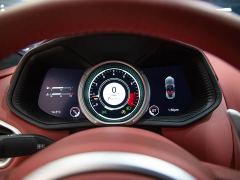 Aston Martin DB11 4.0T V8 Coupe - ფოტო 10