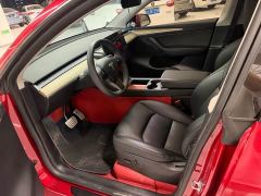 Tesla Model Y Performance All-Wheel Drive - ფოტო 5