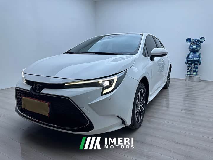 Toyota Corolla 1.8L CVT Luxury - ავტომობილი ჩინეთიდან