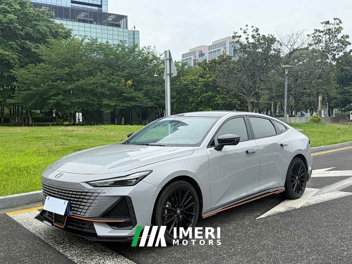 Changan UNI-V 1.5T Sport Edition - автомобиль из Китая