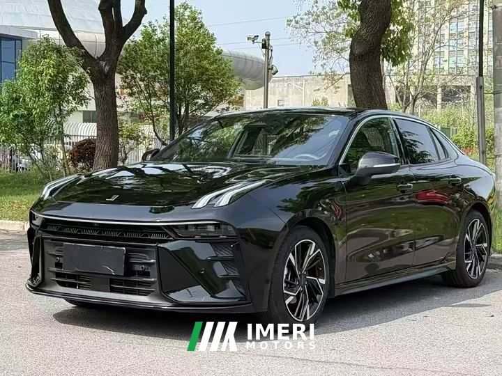Lynk & Co 03 1.5T DCT Pro