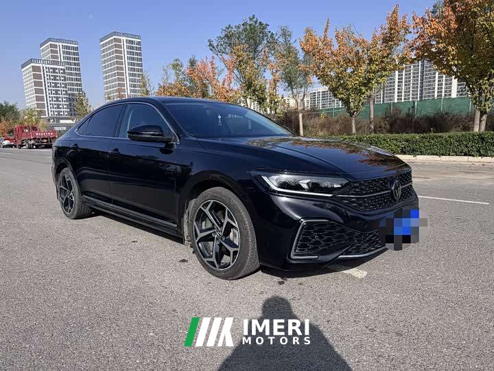 Volkswagen Passat Facelift 330TSI Starry Sky Elite - автомобиль из Китая
