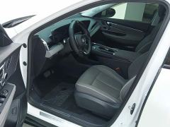 Buick E5 Premium Standard Range Edition - ფოტო 9