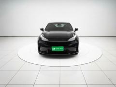 Lynk & Co 03 1.5TD DCT Dynamic Pro - фото 2