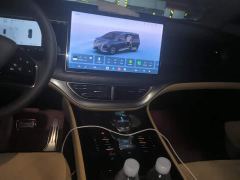 Denza D9 DM-i Smart Drive 1020 AWD Premium - фото 16