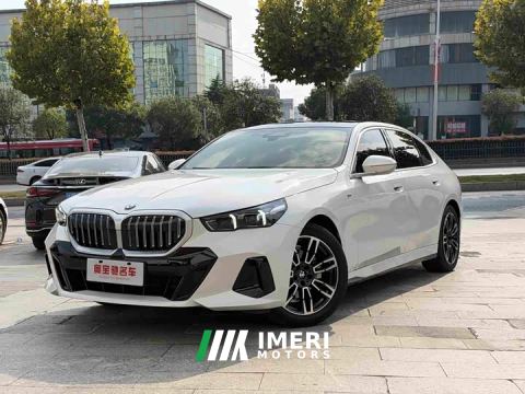 2025 BMW 5 Series 525Li M Sport Package - car from China