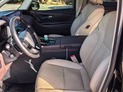 Toyota Alphard Hybrid 2.5L Premium Edition - фото 7