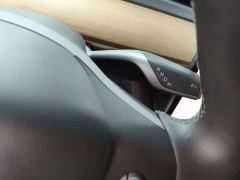 Tesla Model Y Long Range All-Wheel Drive - ფოტო 13
