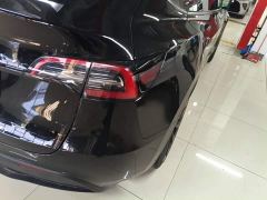 Tesla Model Y Long Range All-Wheel Drive - ფოტო 7
