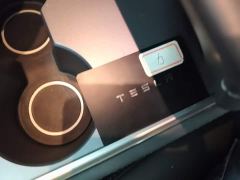 Tesla Model Y Long Range All-Wheel Drive - ფოტო 8