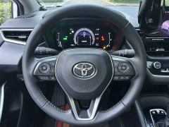 Toyota Corolla Dual-Engine 1.8L Elite Edition - фото 8
