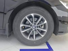 BYD Qin PLUS Glory Edition DM-i 55KM Leading - фото 6