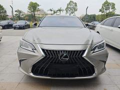 Lexus ES 200 Luxury - фото 2