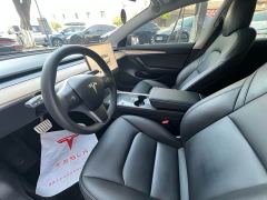 Tesla Model 3 Performance All-Wheel Drive - ფოტო 8