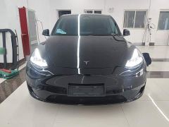 Tesla Model Y Performance All-Wheel Drive - ფოტო 2