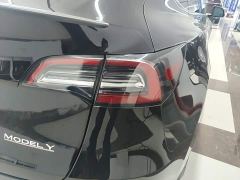 Tesla Model Y Performance All-Wheel Drive - ფოტო 7