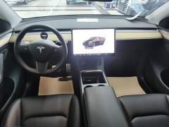 Tesla Model Y Performance All-Wheel Drive - ფოტო 9