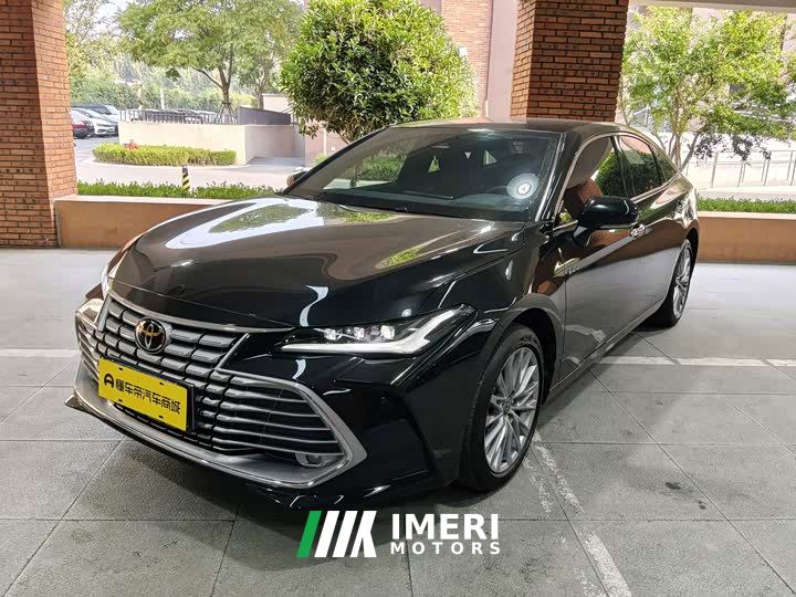 Toyota Avalon Hybrid 2.0L Luxury